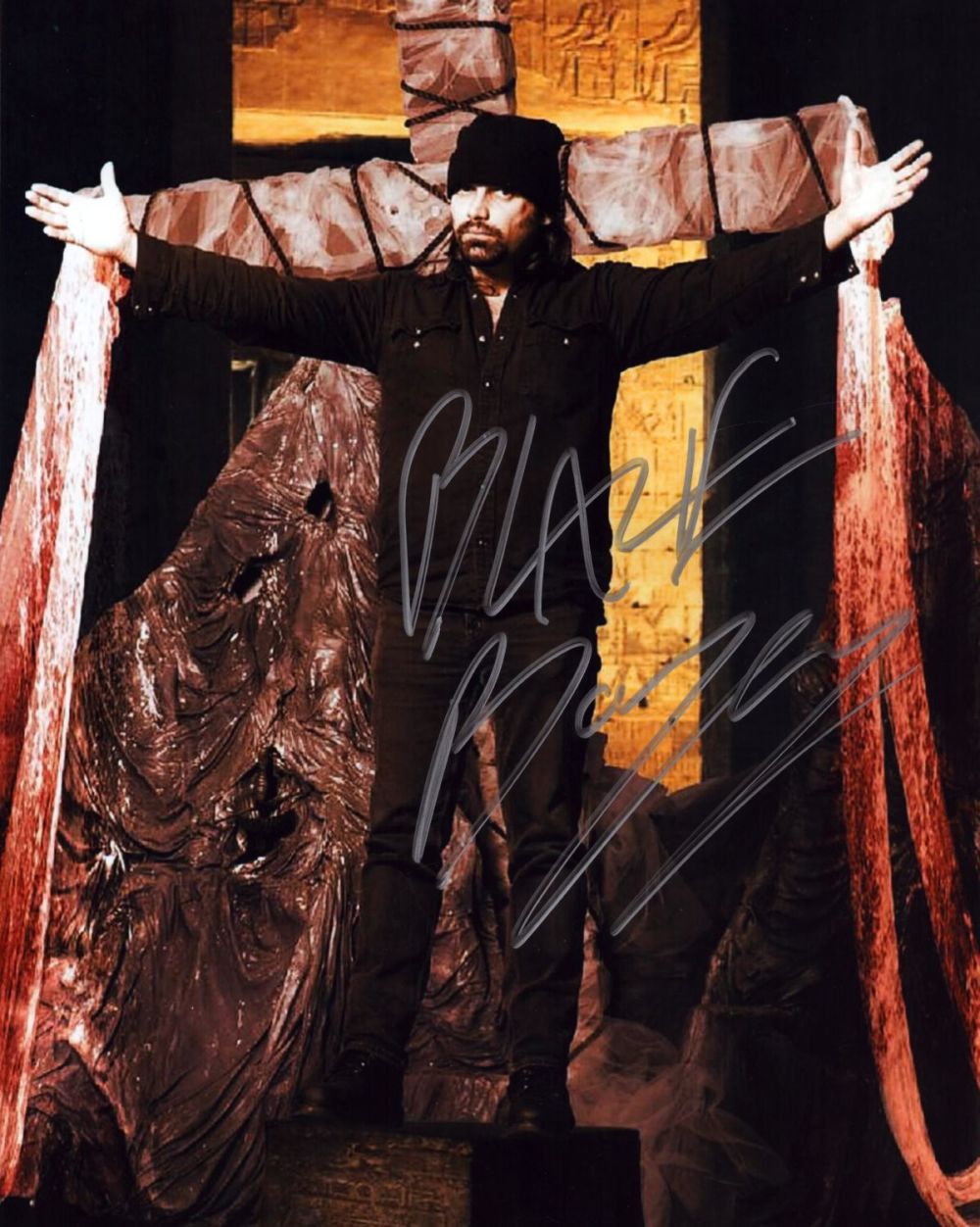 Lot 552: Blaze Bayley signed 10x8 inch colour photo. Good...