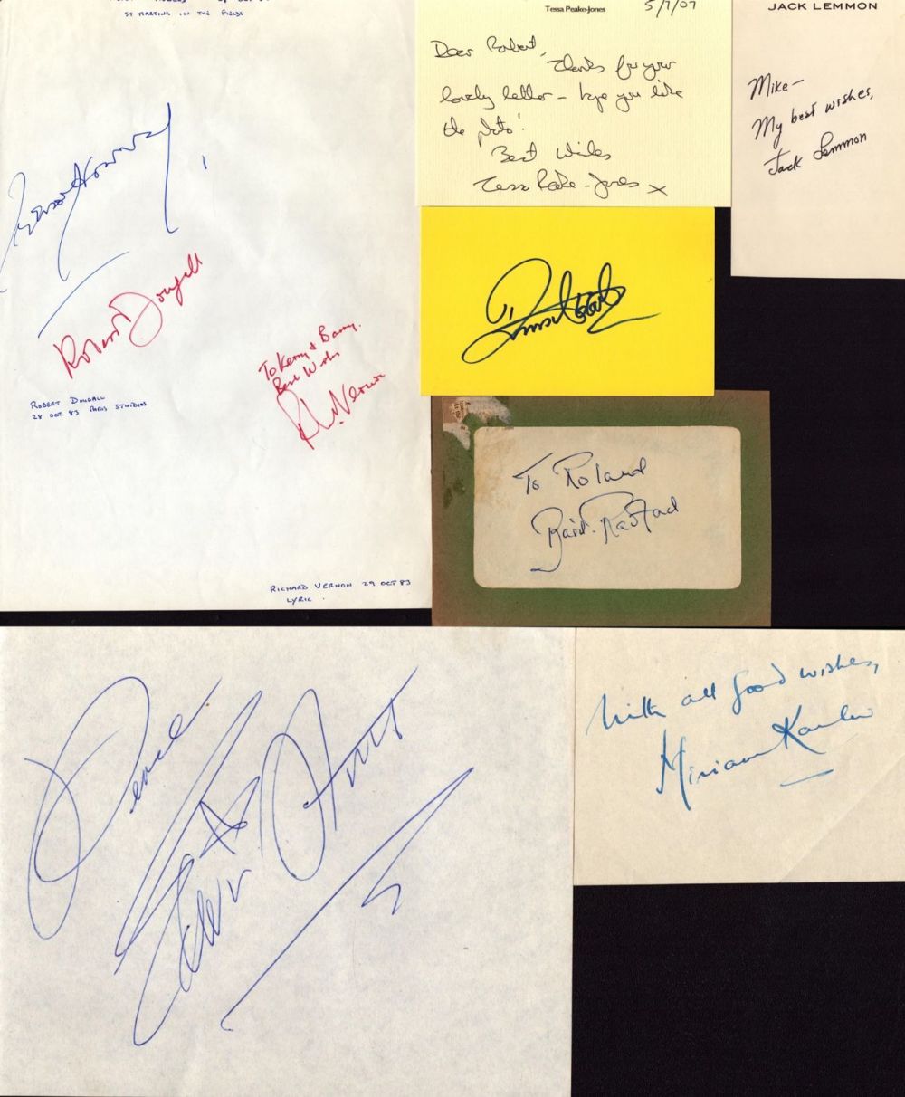 Lot 576: Entertainment Collection of 8 hand signed signatures including...