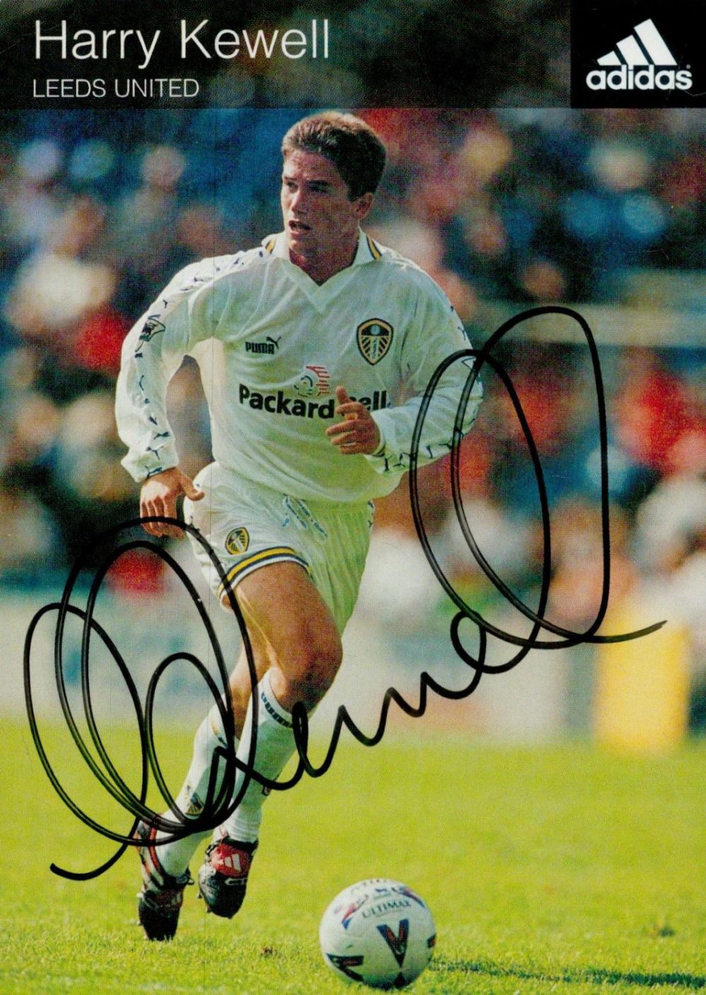 Lot 623: Harry Kewell signed promo colour photo Approx. 6x4...