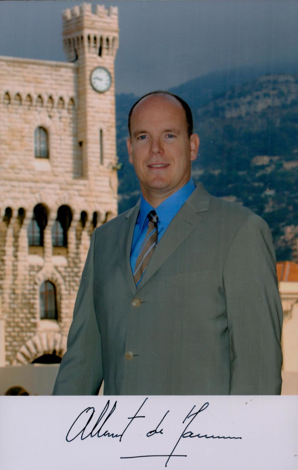 Lot 234: Albert II, Prince of Monaco signed 7x5 inch...