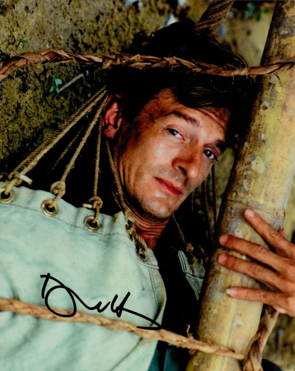 Lot 304: Nigel havers actor signed 8x10 photo. Good Condition....