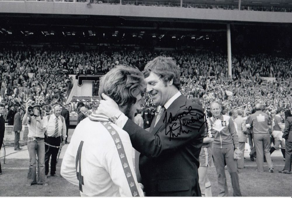 Lot 365: Autographed Lawrie McMenemy 12 x 8 photo :...