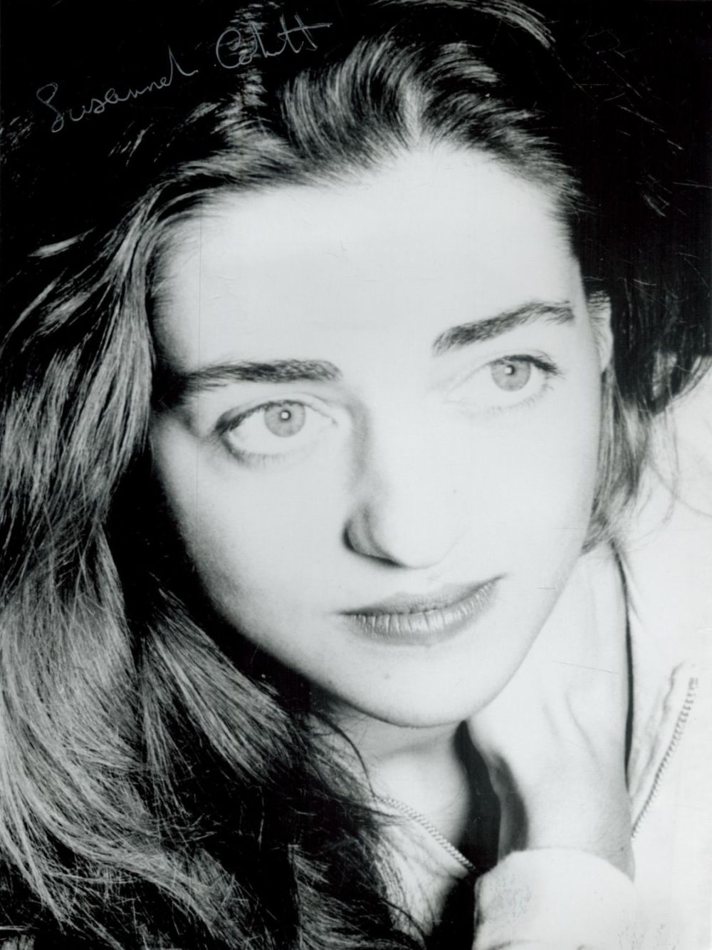 Lot 498: Susannah Corbett signed Black & White Photo 8.5x6.5...