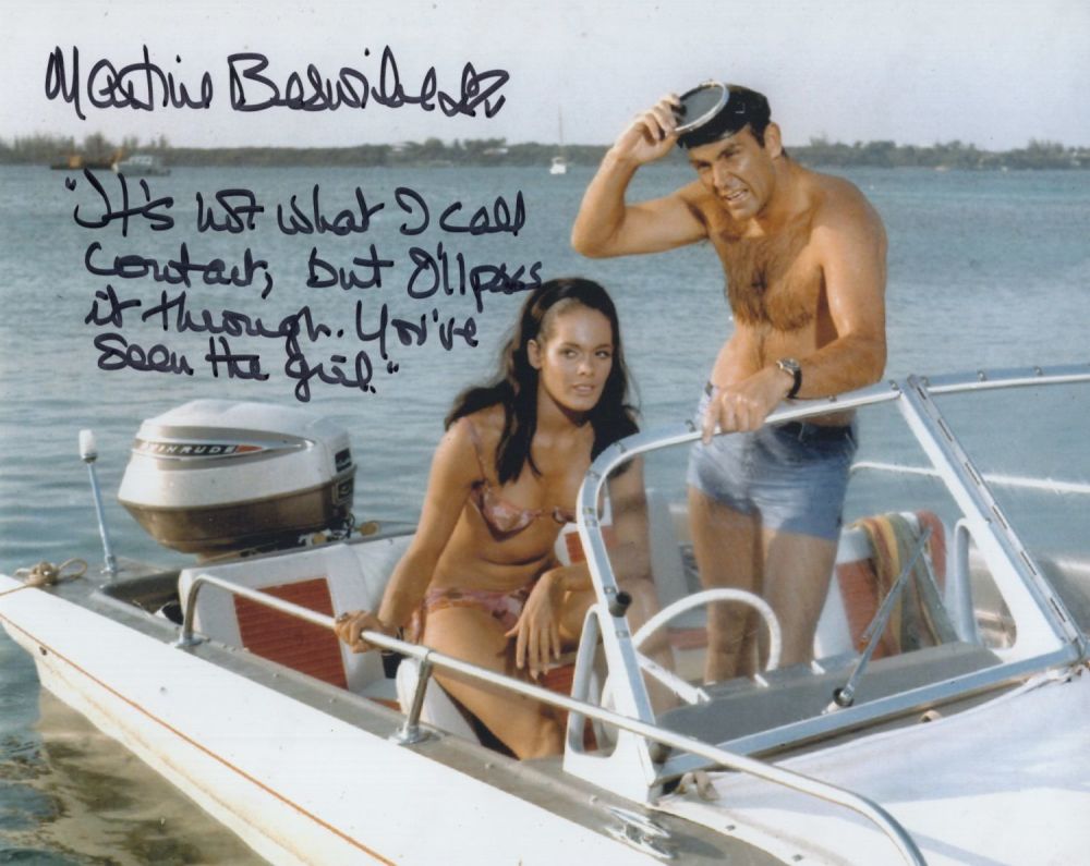 Lot 652: 007 James Bond movie From Thunderball 8x10 inch...