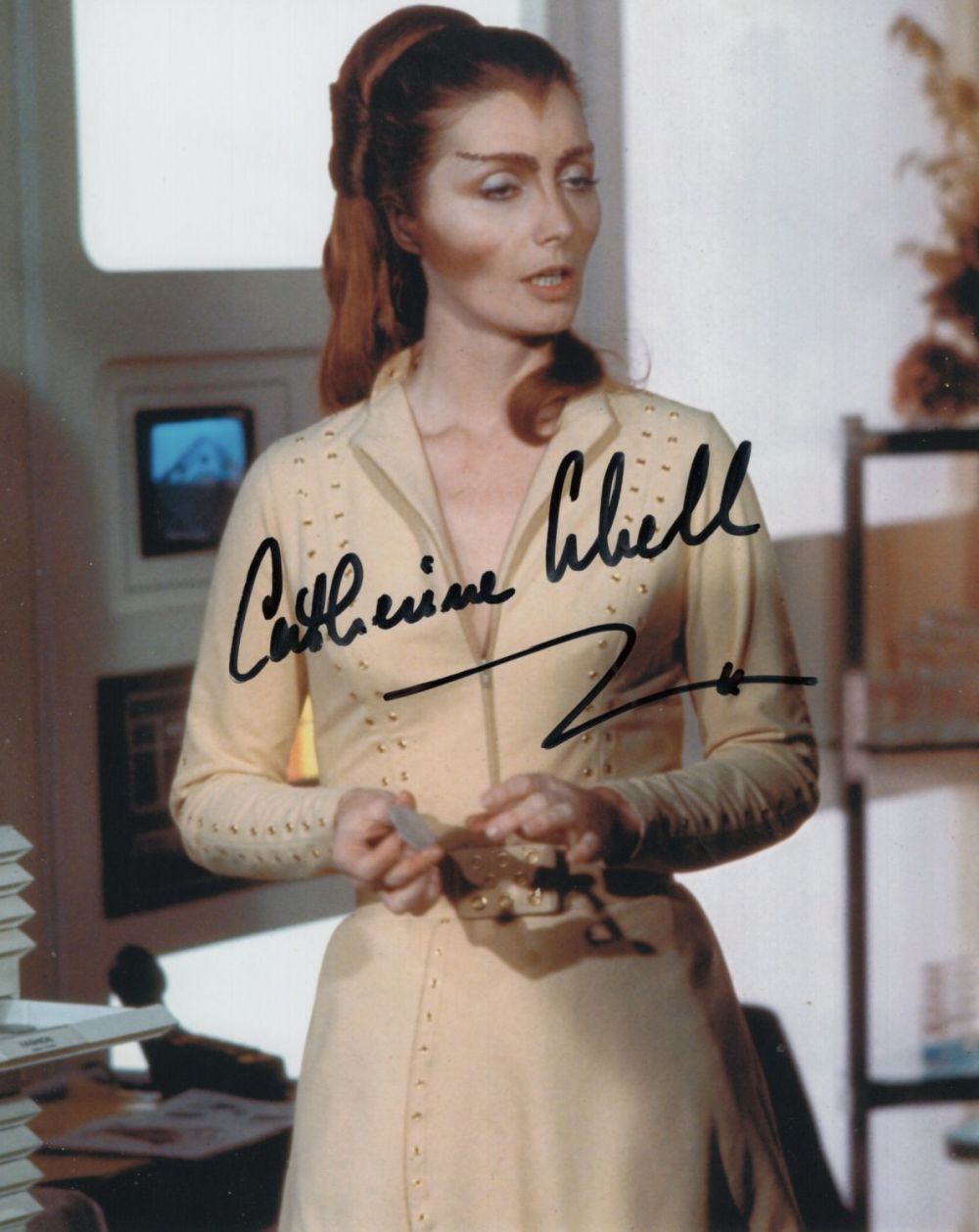 Lot 682: Space 1999 TV science fiction series 8x10 photo...