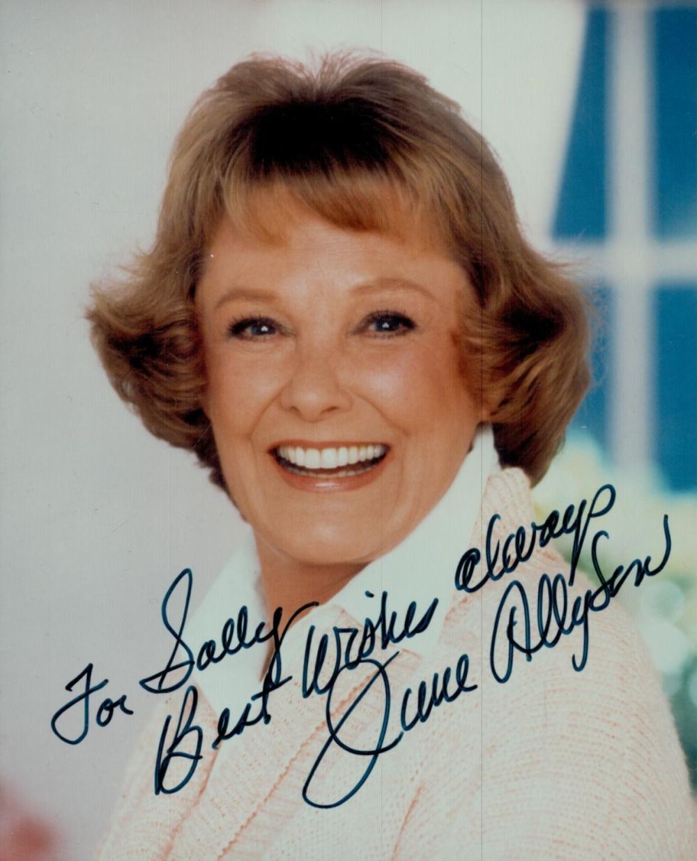 Lot 497: June Allyson signed 5x4 inch colour photo. Dedicated....