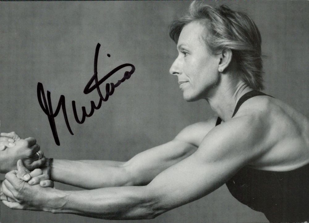 Lot 537: Martina Navratilova signed Black and White Photo 7x5...