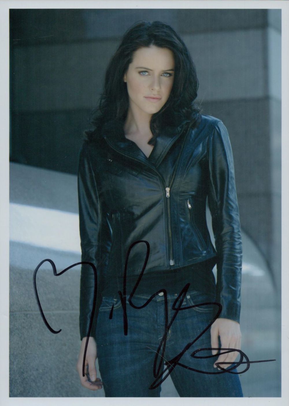 Lot 538: Michelle Ryan signed Colour Photo 7x5 Inch. Is...