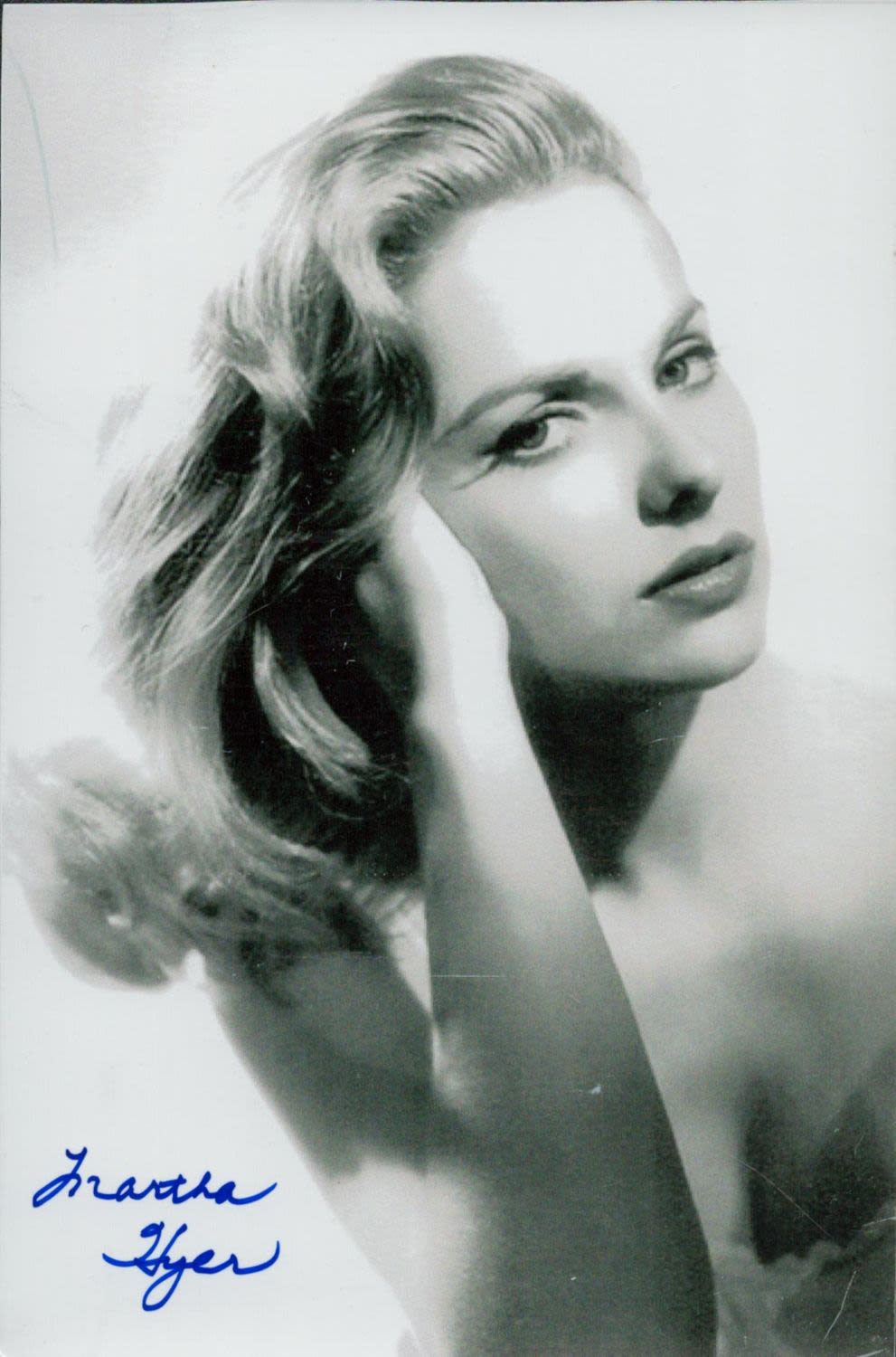 Lot 555: Martha Hyer signed Black and White Photo Approx....