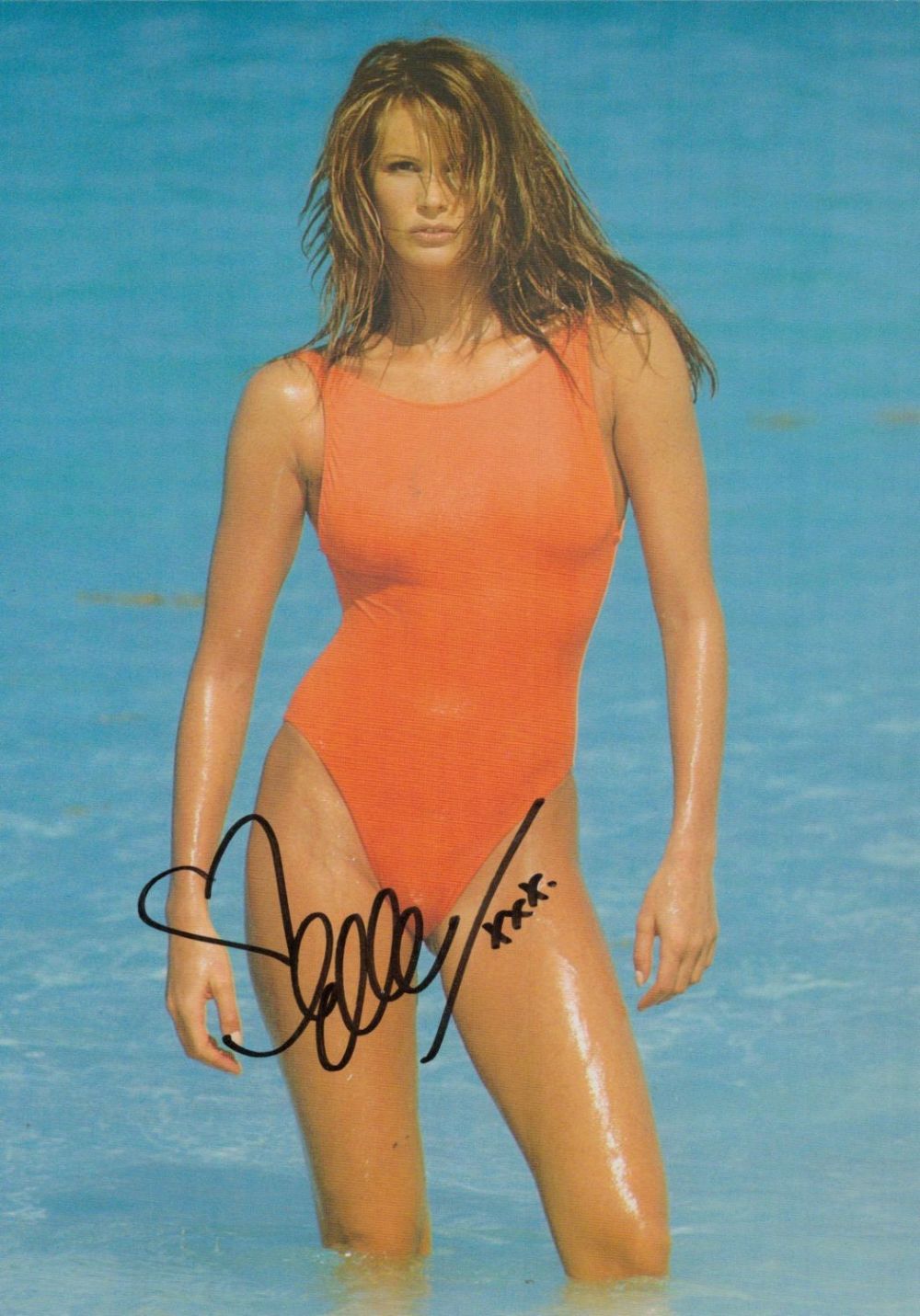 Lot 560: Elle Macpherson signed Colour Post Card Approx. 8.25x6...