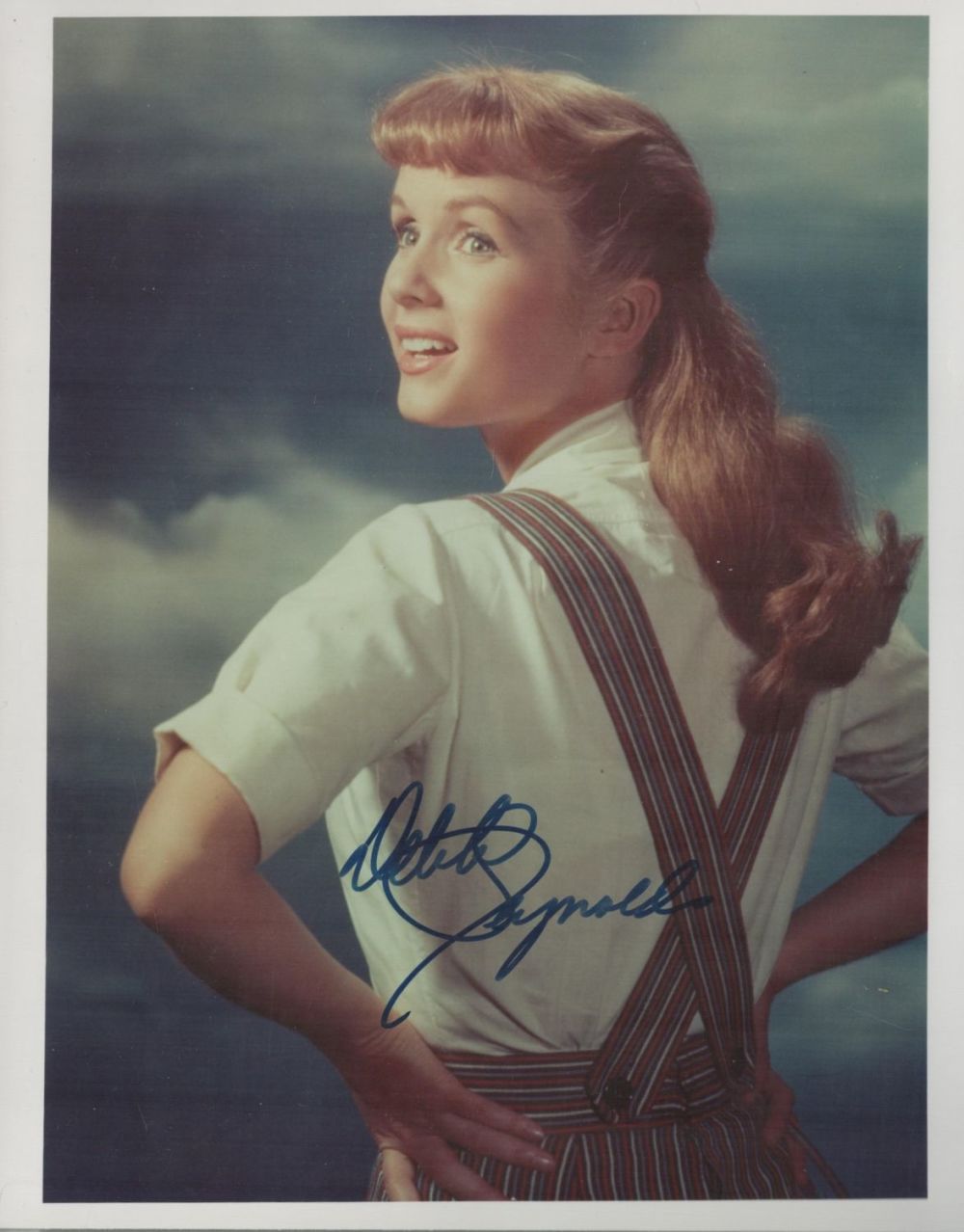 Lot 656: Debbie Reynolds vintage signed colour photo 10x8 Inch....