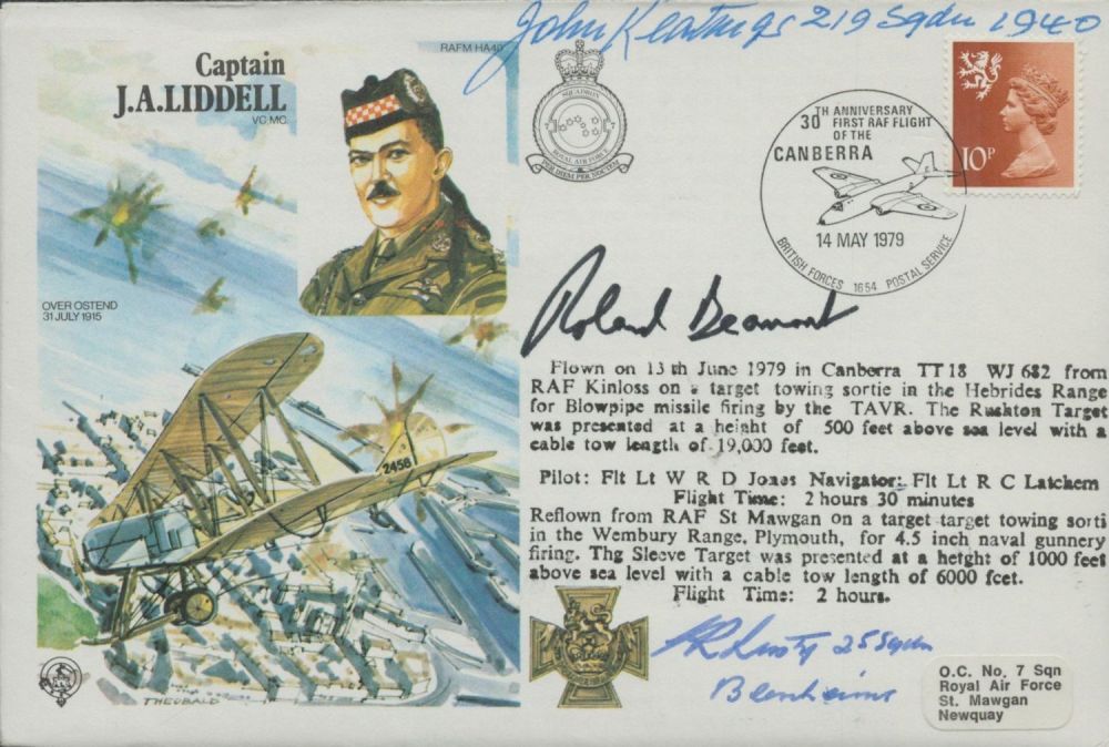 Lot 483: WW2 Battle of Britain fighter aces treble signed...