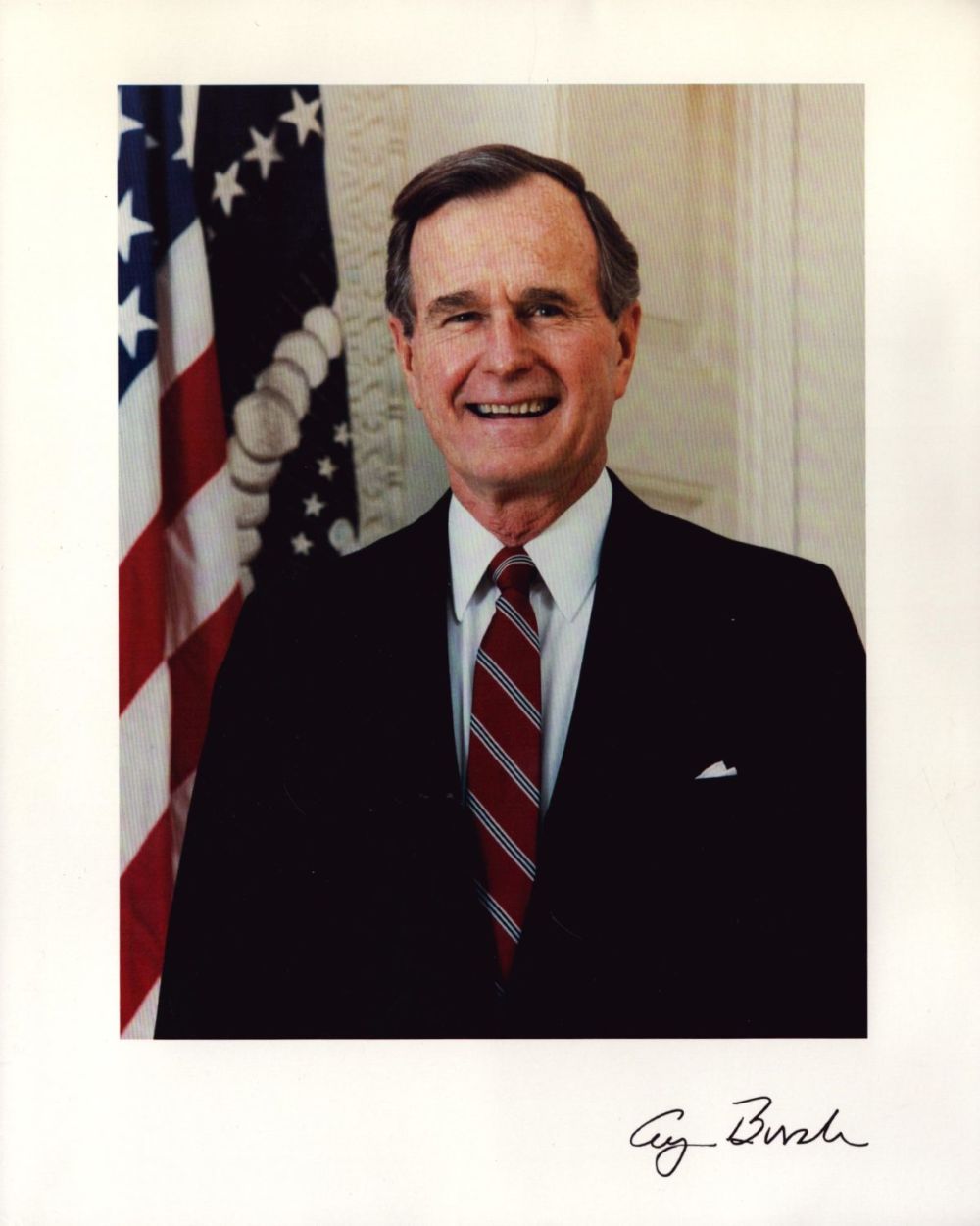 Lot 117: George H. W. Bush signed 10x8 inch colour...