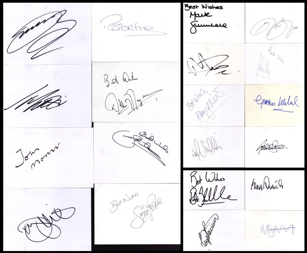 Lot 227: FOOTBALLER Collection of 20 x Football Player signed...