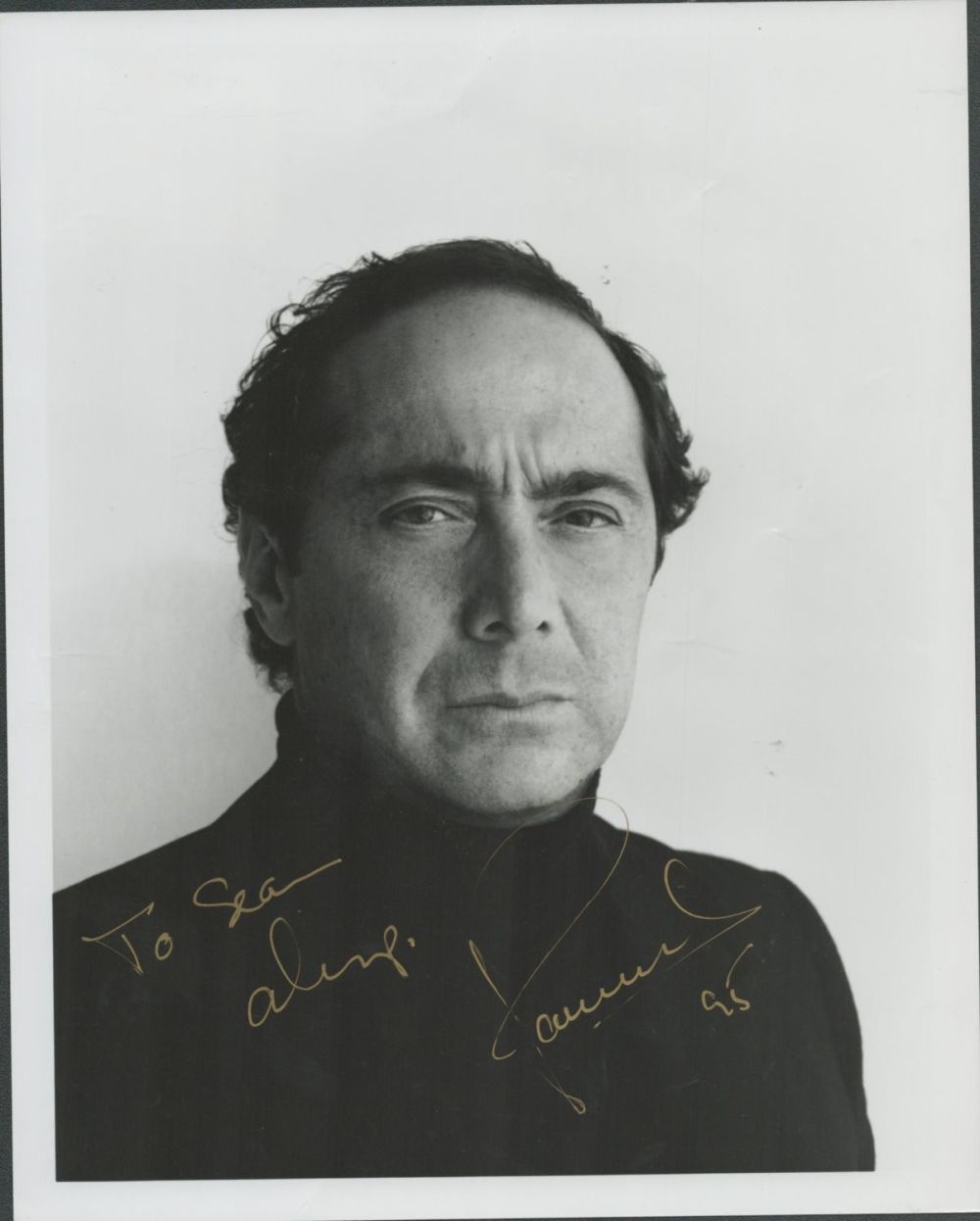 Lot 166: Paul Anka signed 10x8 inch black and white...