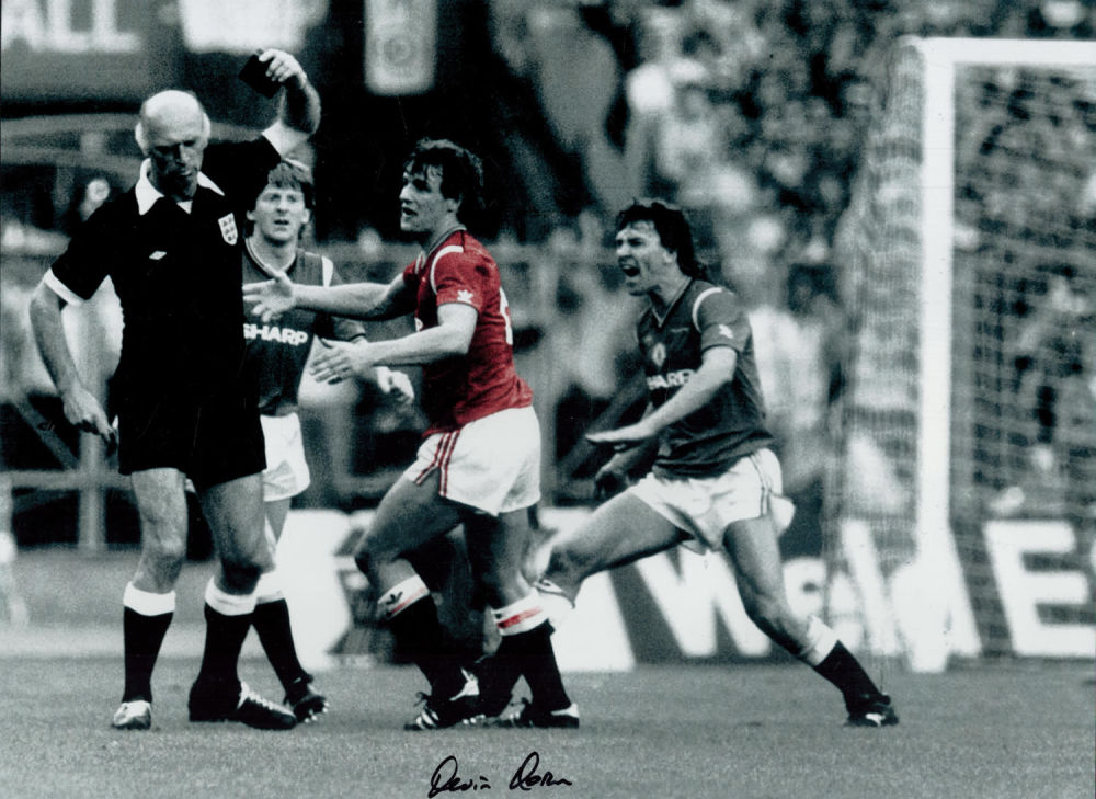Lot 205: Autographed KEVIN MORAN 16 x 12 Photo :...