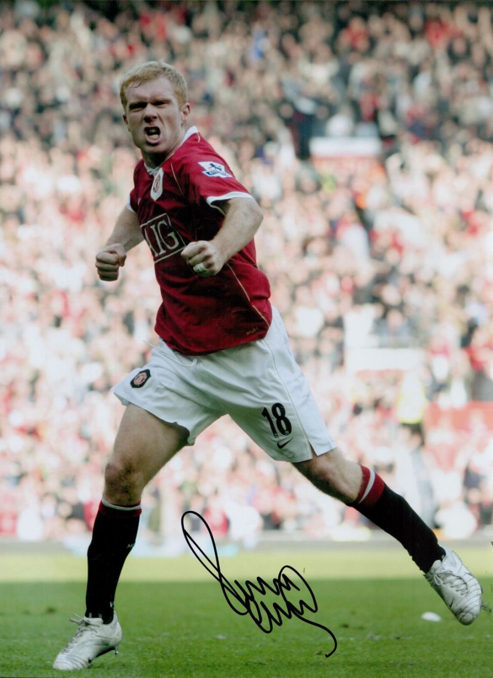 Lot 206: Autographed PAUL SCHOLES 16 x 12 Photo :...