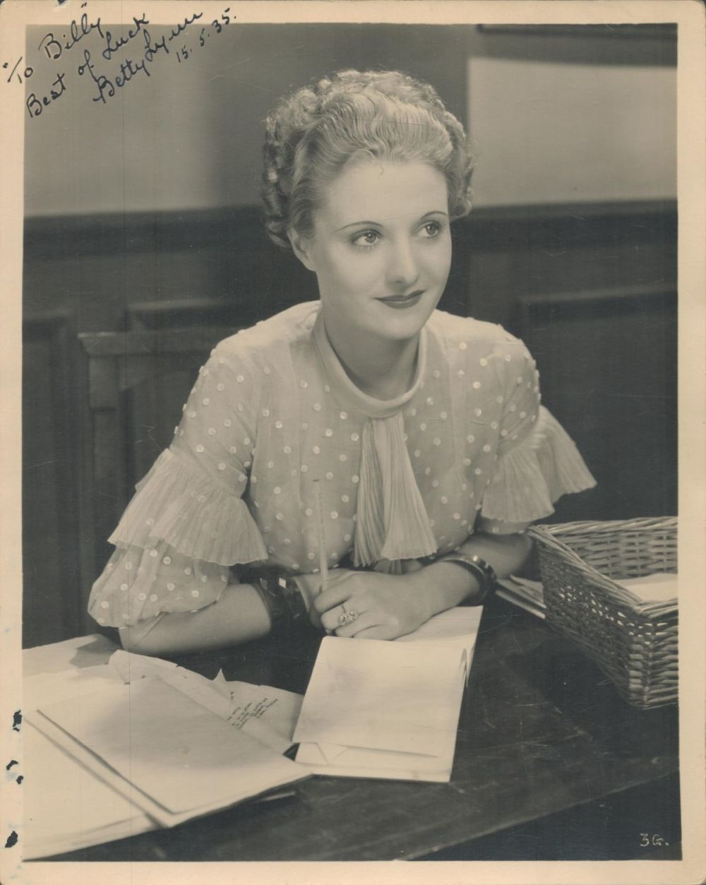 Lot 281: Betty Lyon - vintage 10x8 black and white...