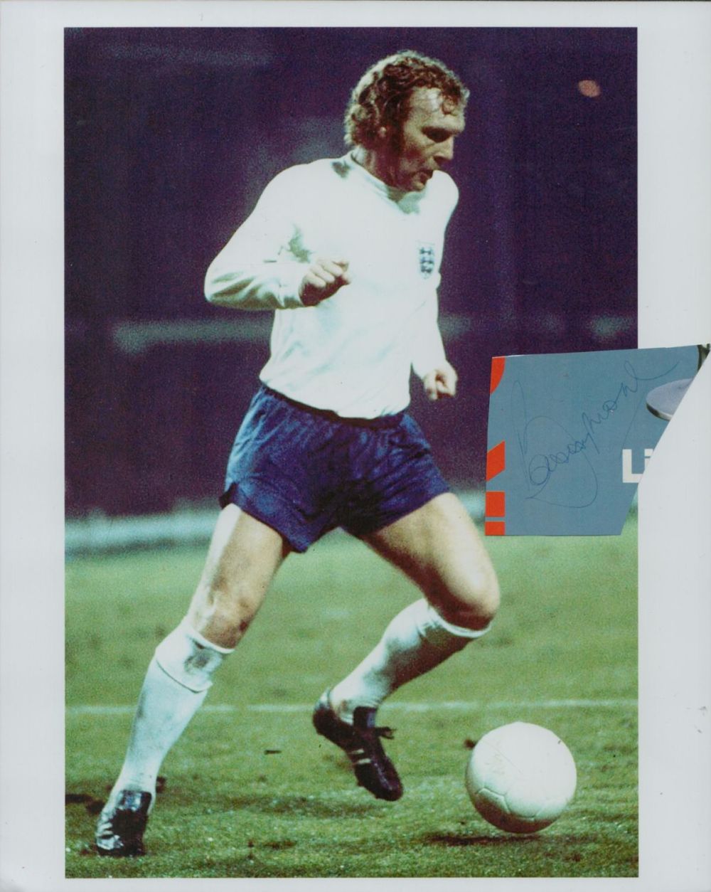 Lot 465: Bobby Moore signed irregular cut page cutting and...