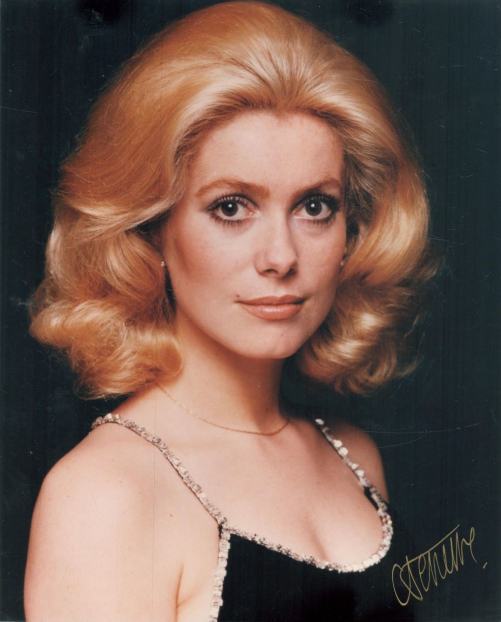 Lot 533: Catherine Deneuve signed 4.5x4 inch colour photo. Good...