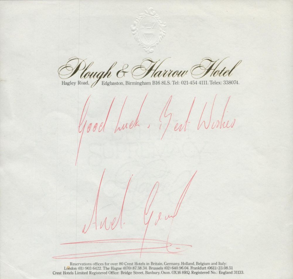 Lot 546: Noele Gordon signed 8.5x8 inch signature slip. Good...