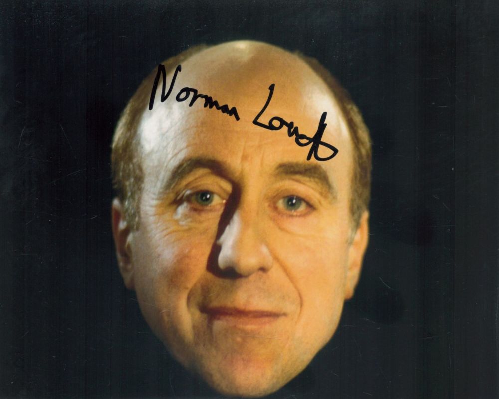 Lot 611: Norman Lovett signed 10x8 inch colour photo. Good...