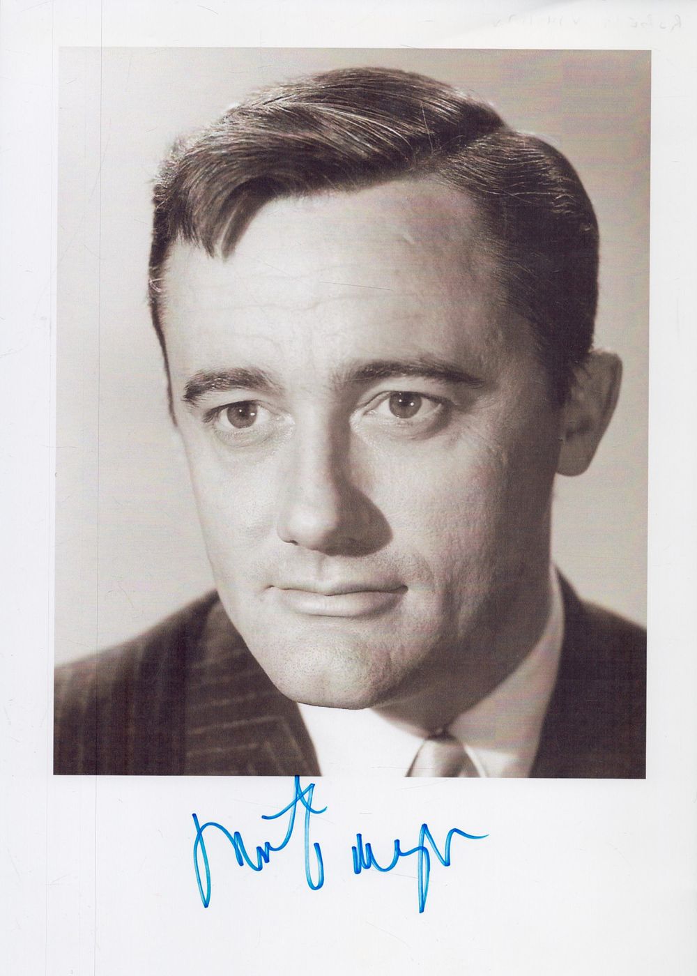 Lot 221: Robert Vaughn signed 10x8 inch black and white...