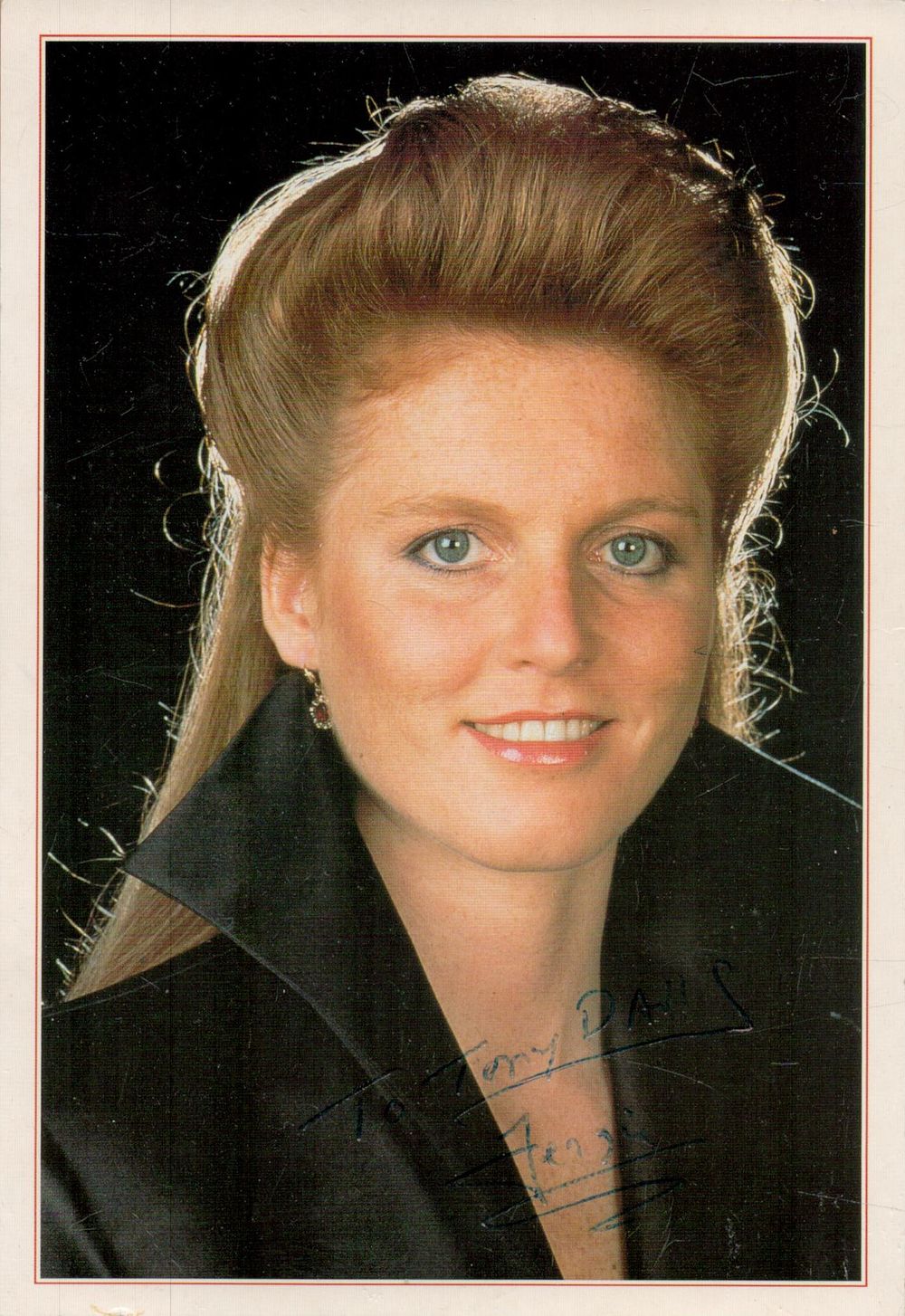 Lot 235: Sarah Ferguson Duchess of York signed 7x5 inch...
