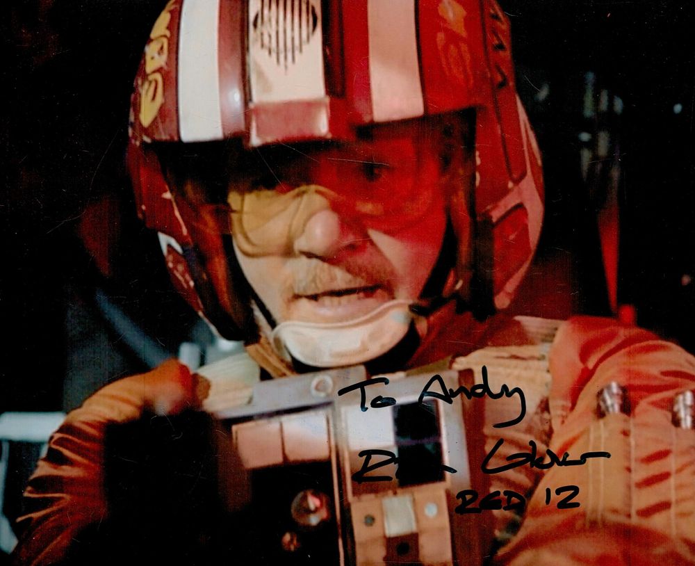 Lot 617: Richard Glover signed 10x8inch colour photo. Dedicated. Good...