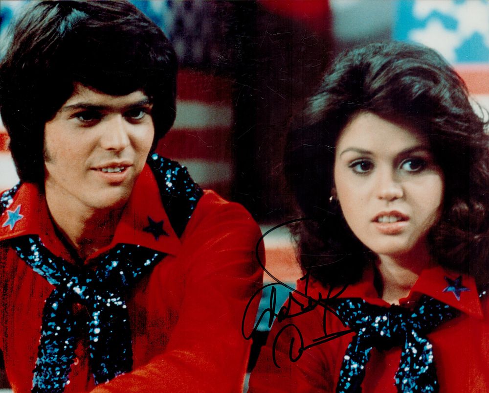 Lot 142: Marie Osmond signed 10x8 inch colour photo. Good...