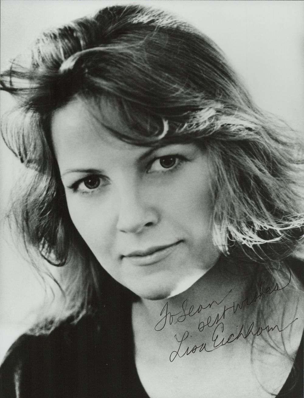 Lot 181: Lisa Eichhorn signed 8x6 inch black and white...