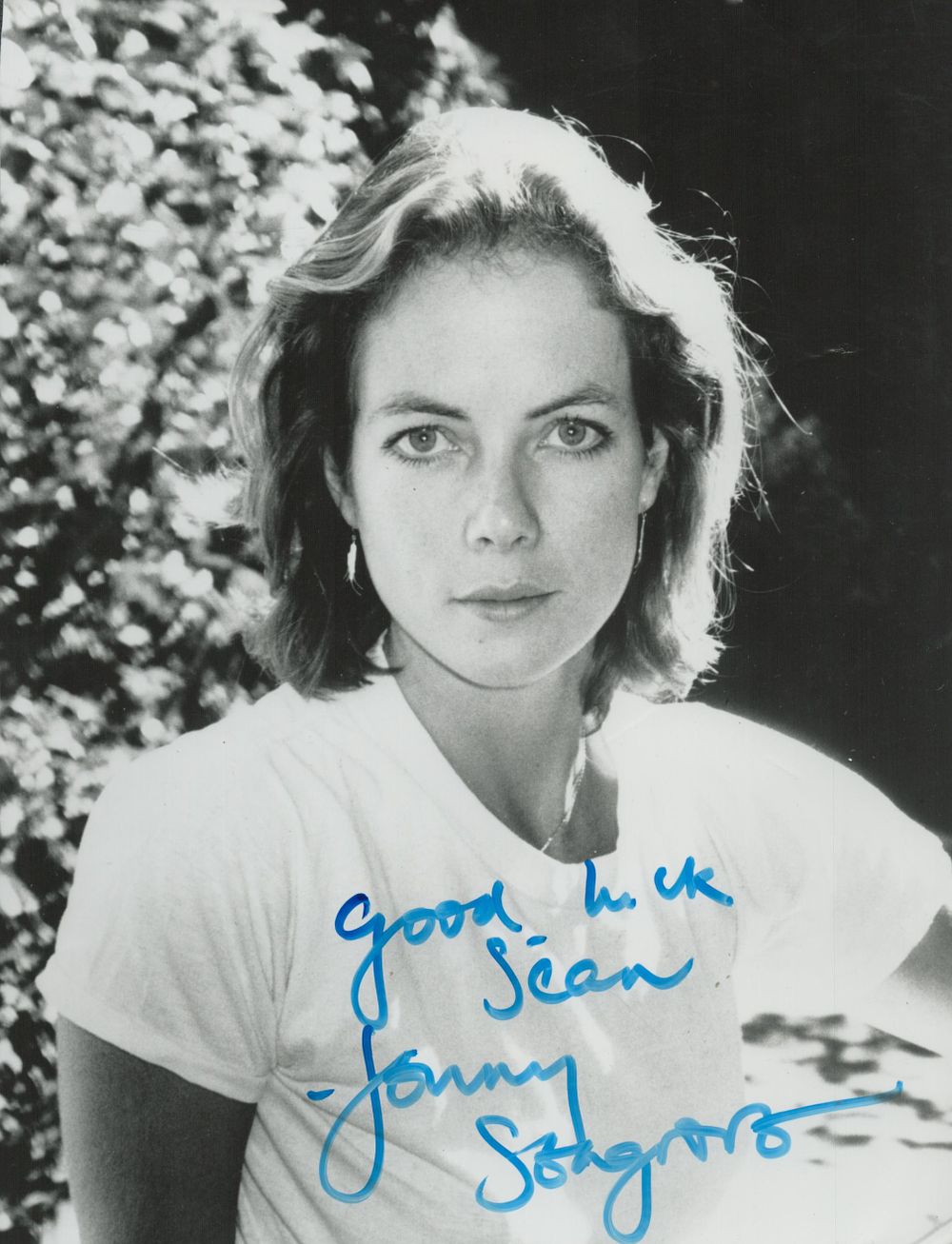 Lot 251: Jenny Seagrove signed 8x6 inch black and white...