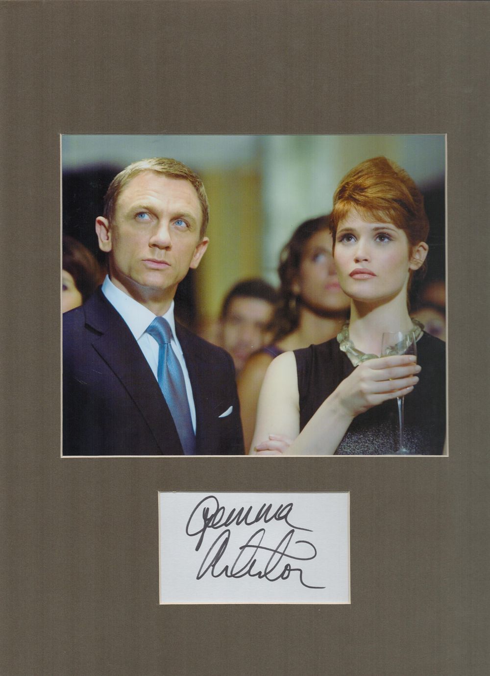 Lot 101: Gemma Arterton signed colour mount 16 x 12...