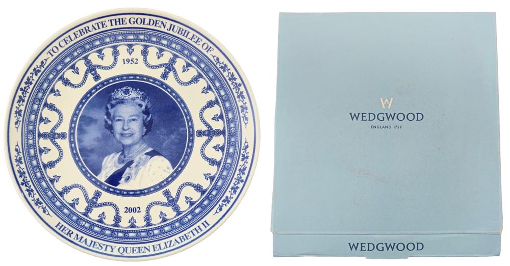 Lot 213: Wedgwood plate for Daily Mail, the Golden Jubilee,...
