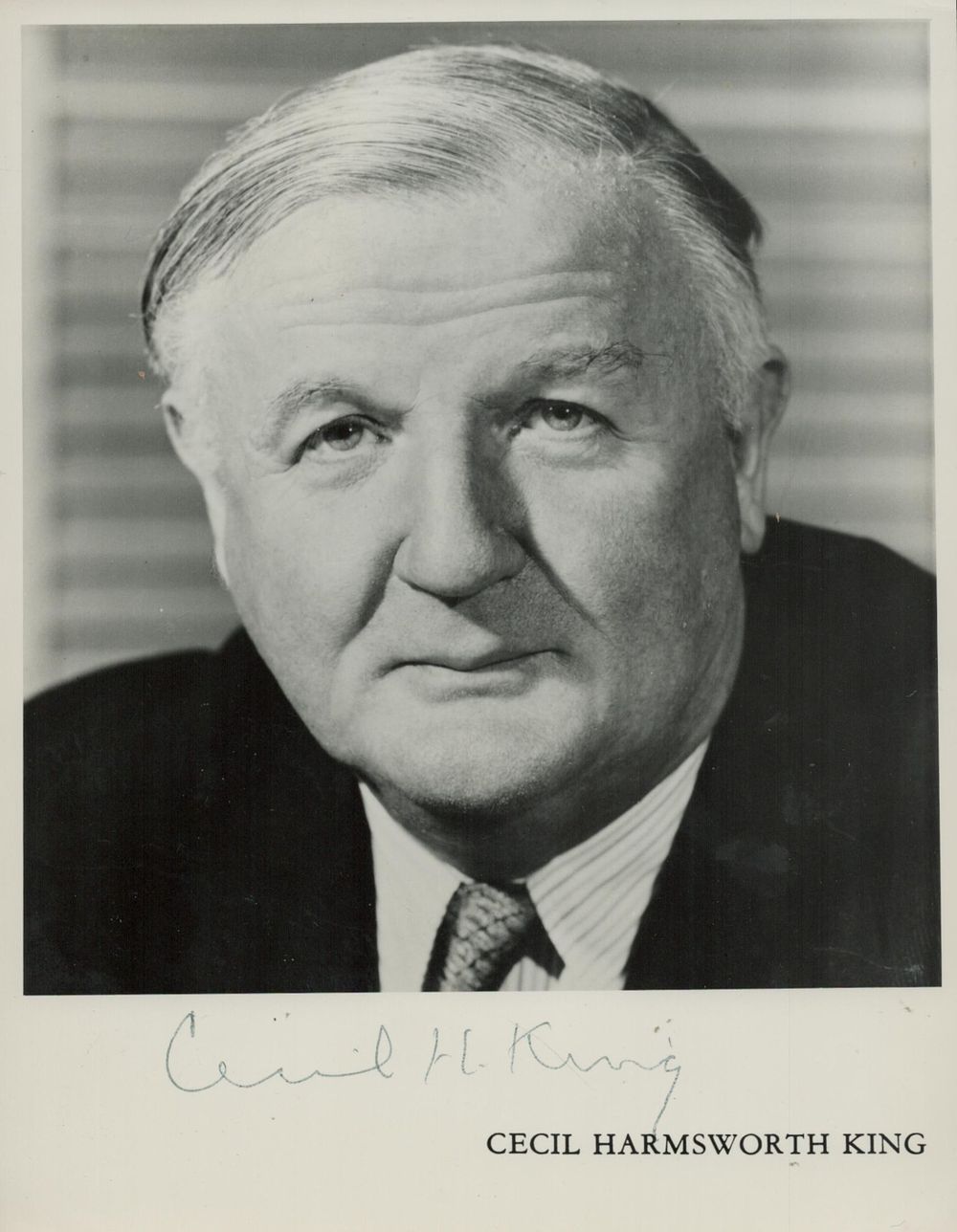 Lot 446: Cecil Harmsworth King - British Author Signed 6x8...