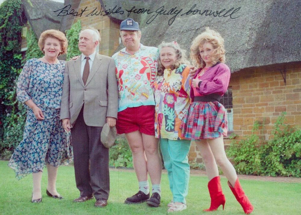 Lot 213: Judy Cornwell signed 7x5inch colour photo from Keeping...