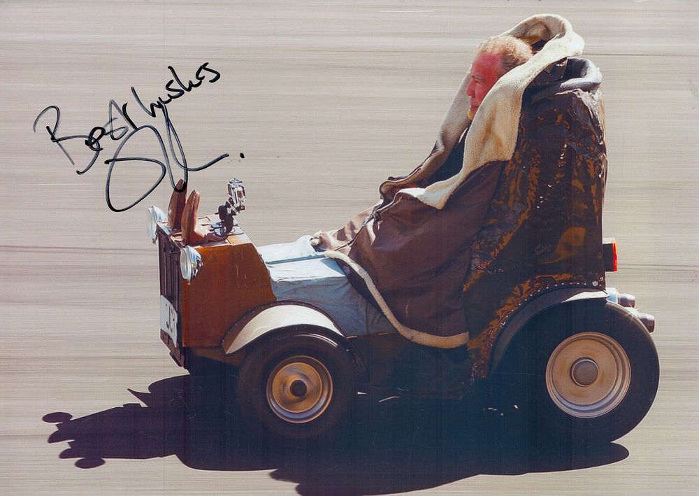 Lot 227: Jeremy Clarkson signed 12x8inch colour photo. Good condition....