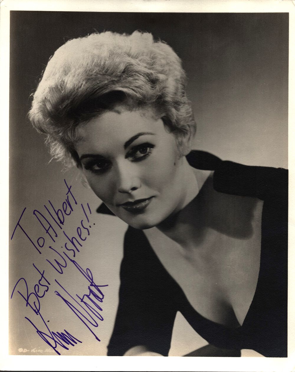 Lot 288: Kim Novak signed 10x8 inch vintage black and...