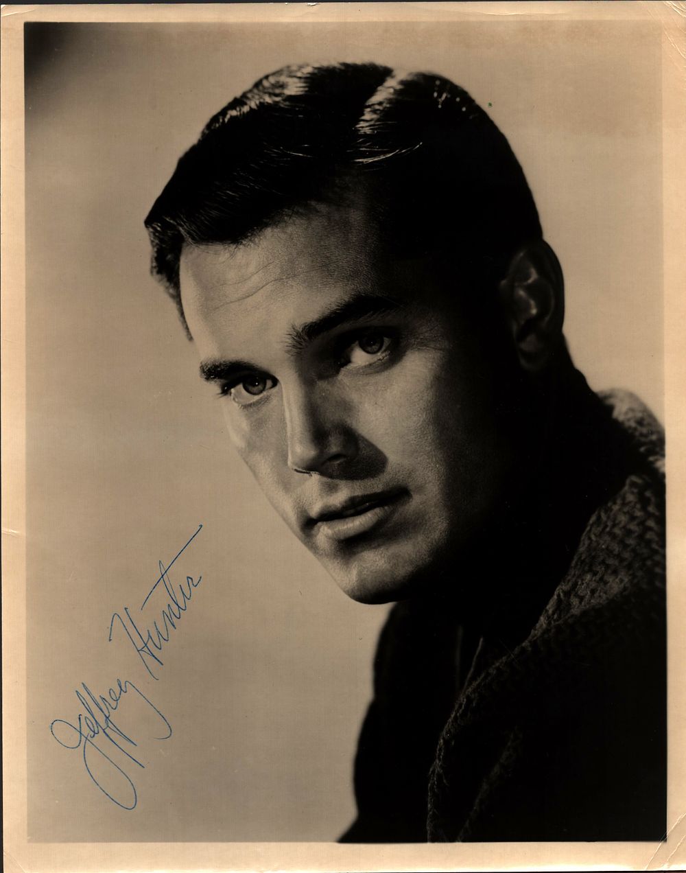 Lot 294: Jeffrey Hunter signed 10x8 inch vintage black and...