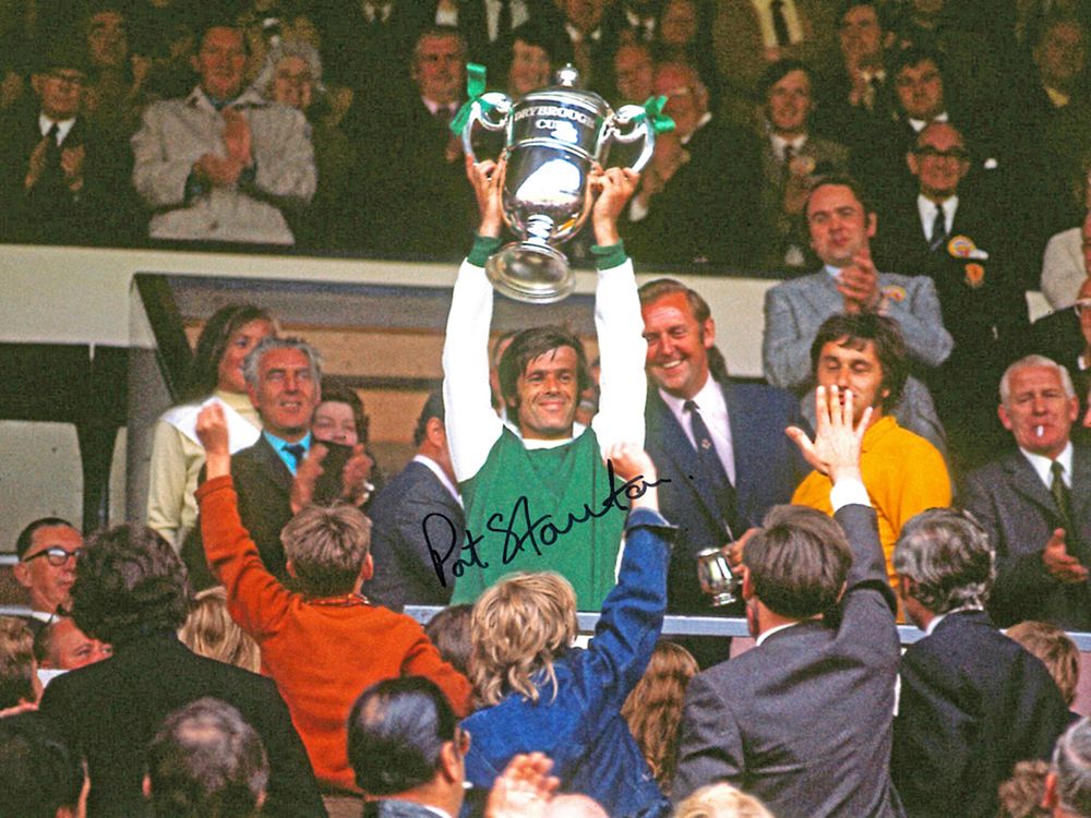 Lot 405: Autographed PAT STANTON 16 x 12 Photo :...