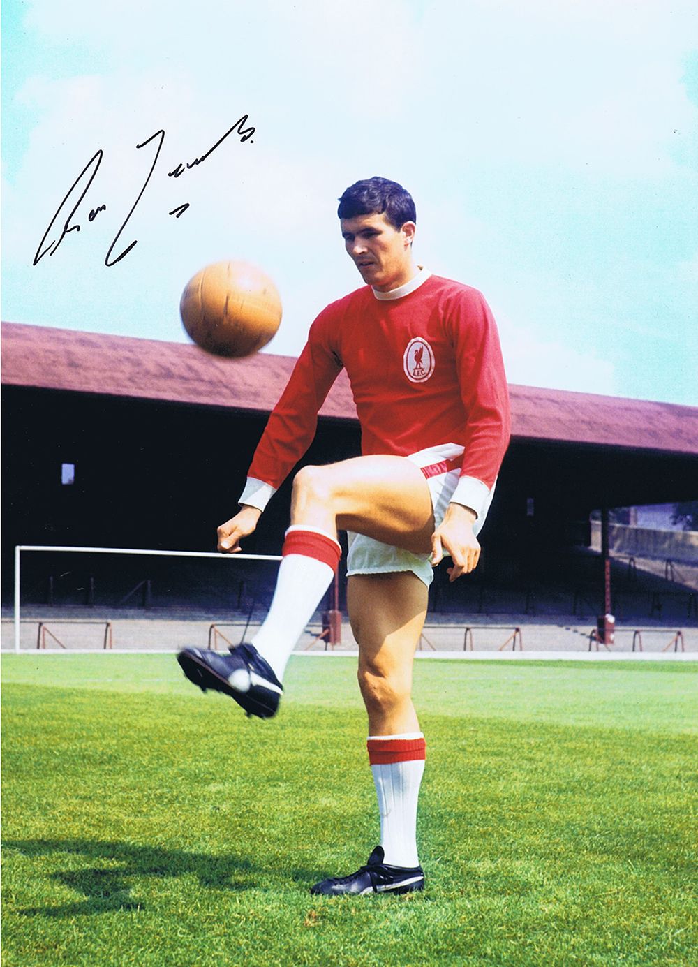 Lot 412: Autographed RON YEATS 16 x 12 Photo :...