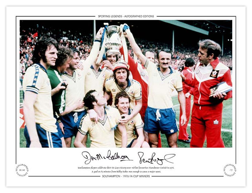 Lot 424: Autographed SOUTHAMPTON 16 x 12 Limited-Edition : Limited...