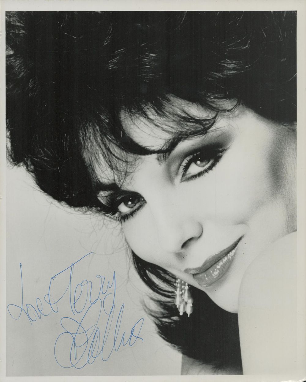 Lot 431: Joan Collins signed black & white photo 10x8...