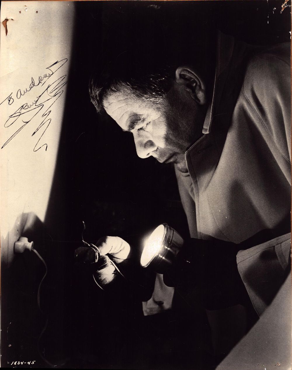 Lot 578: Glen Ford signed 10x8 inch black and white...