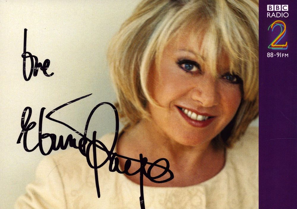 Lot 581: Elaine Page signed 6x4 inch Radio 2 colour...