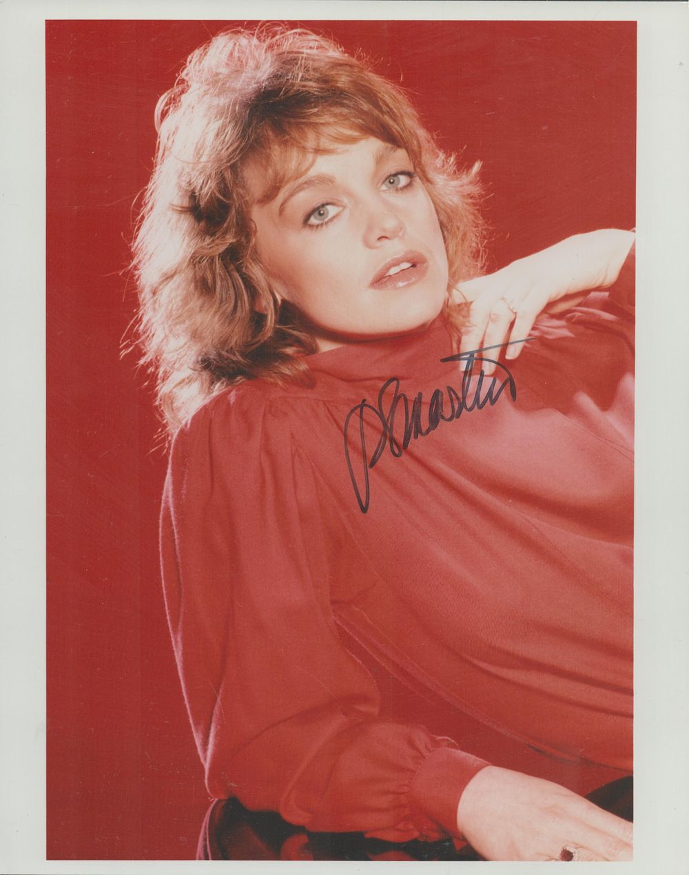 Lot 118: Pamela Sue Martin signed 10x8 inch colour photo....