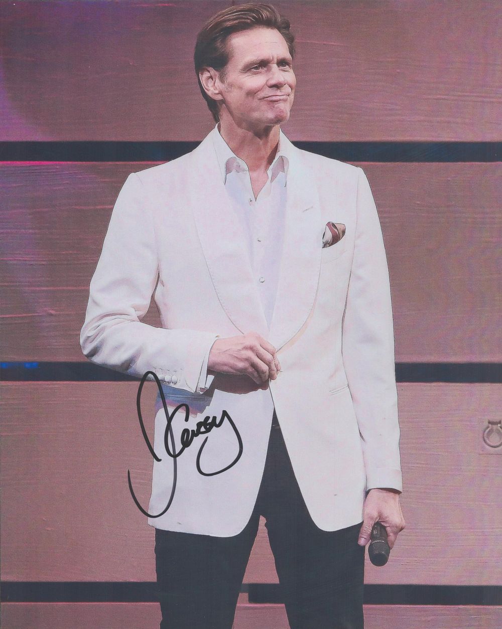 Lot 120: Jim Carey signed 10x8 inch colour photo. Good...