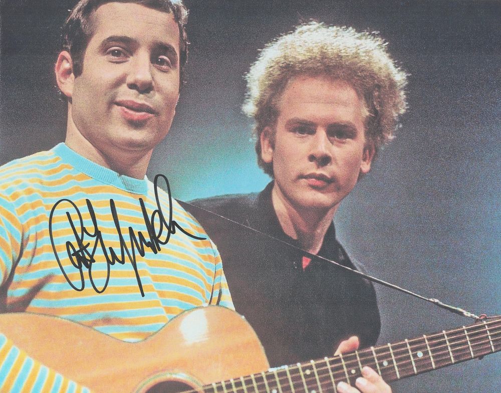 Lot 141: Art Garfunkel signed 10x8 inch colour photo. Good...