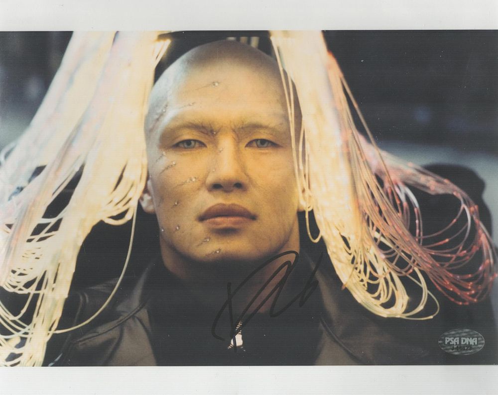 Lot 190: Rick Yune signed 10x8 inch James Bond Die...