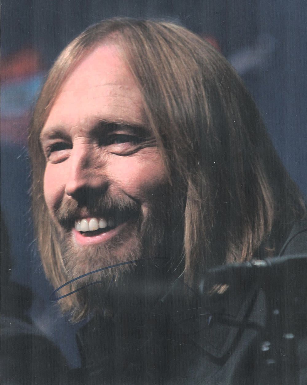 Lot 220: Tom Petty signed 10x8 inch colour photo. Good...